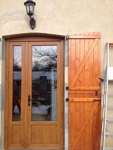 PORTE ENTREE PVC Fitilieu